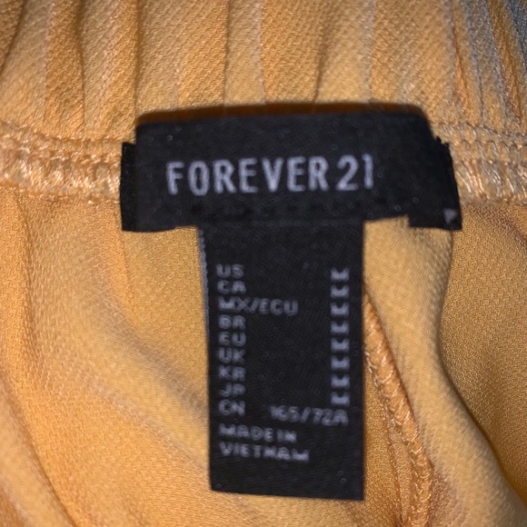 Shorts - Picture 2 of 2